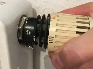 Radiator-/thermostat-valve