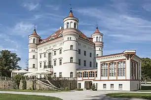 Wojanów Palace