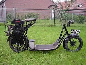 The Skootamota was a more refined scooter than the Autoped