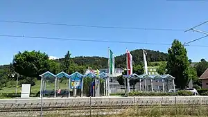 Covered shelter on platform