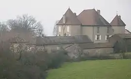 The chateau in Chevagny-les-Chevrières