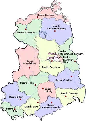 Mecklenburg-Vorpommern dissolved (northern districts Rostock, Schwerin, Neubrandenburg, 1947-1990