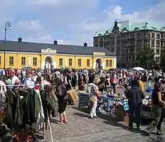 Flea market being held on Drottningtorget