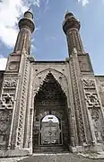 Entrance and minarets of the Gök Medrese in Sivas (1271–2)