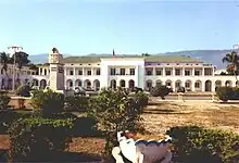 The present palace in 2002