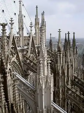 Decorated buttresses of Cologne Cathedral (1248–1573)