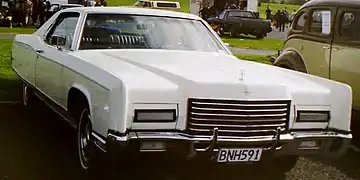 1971 Lincoln Continental 2-door