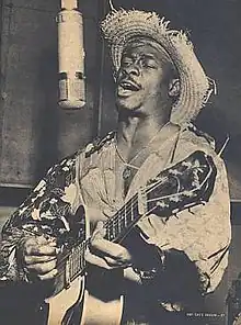 Thomas performing in 1957