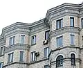 Bay windows, another luxury sign, a late 1952 Rosenfeld block.