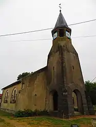 The church in Maucourt-sur-Orne