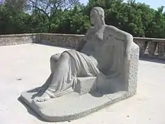 Serenidad (1928), by Josep Clarà, Jardines de Miramar.