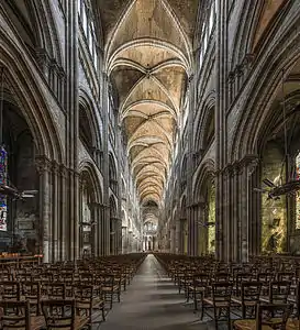 Stronger four-part rib vaults at Rouen Cathedral (13th c.)