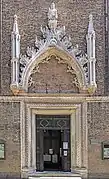 Gothic portal attributed to Bartolomeo Bon.