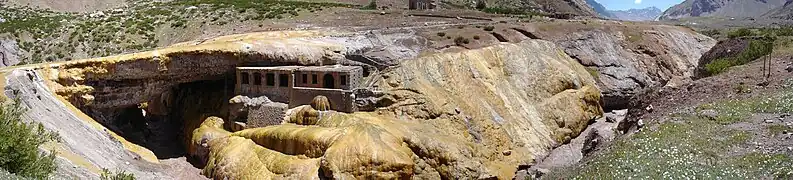 Puente del Inca panorama