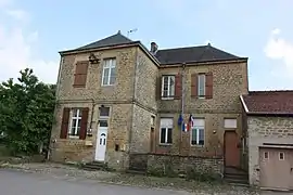 The town hall in Signy-Montlibert