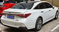 2022 Toyota Avalon Hybrid XLE (AXXH50; facelift, China)