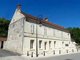 The town hall in Vauciennes